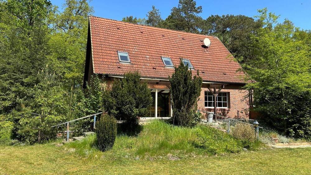 Einfamilienhaus Höfer Höfer - 6 Zimmer, 152 m&sup2;, 399.000&euro; | Angebot:25802039