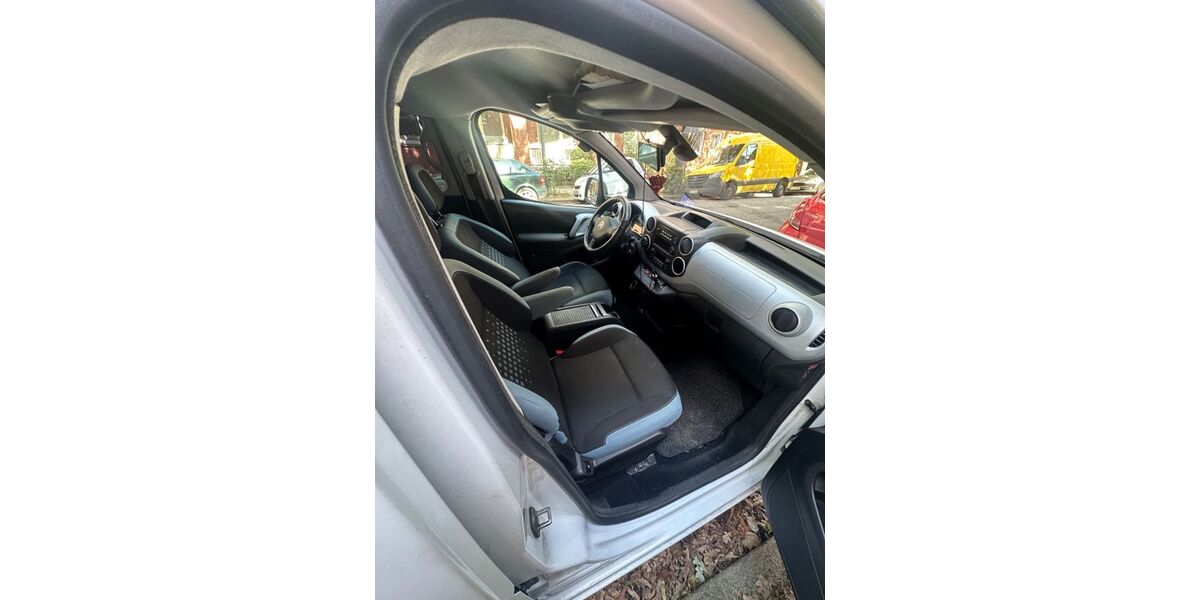 Citroen Berlingo 182.000 km 6.100 &euro; Hamburg 22177