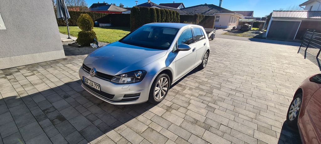 VW Golf 140.000 km 12.000 &euro; Landau a.d.Isar 94405