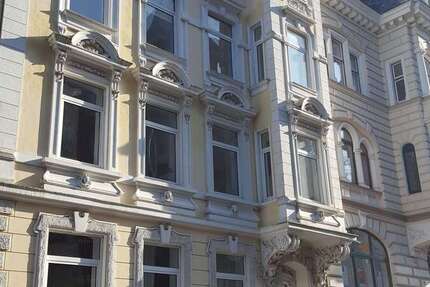 Wohnung zum Mieten in Flensburg 1.020 € 120 m² 5 zimmer