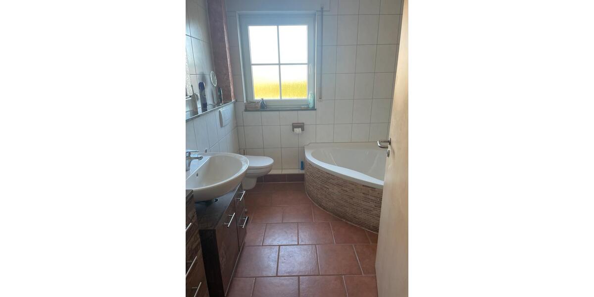 Doppelhaushälfte Elsdorf - 4 Zimmer, 148 m&sup2;, 1.880&euro; | Angebot:25416619