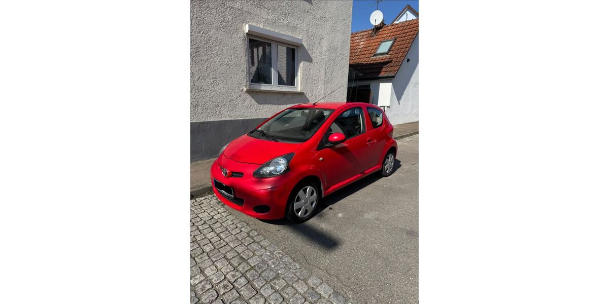 Toyota Aygo (X) 149.260 km 3.000 &euro; Eislingen 73054