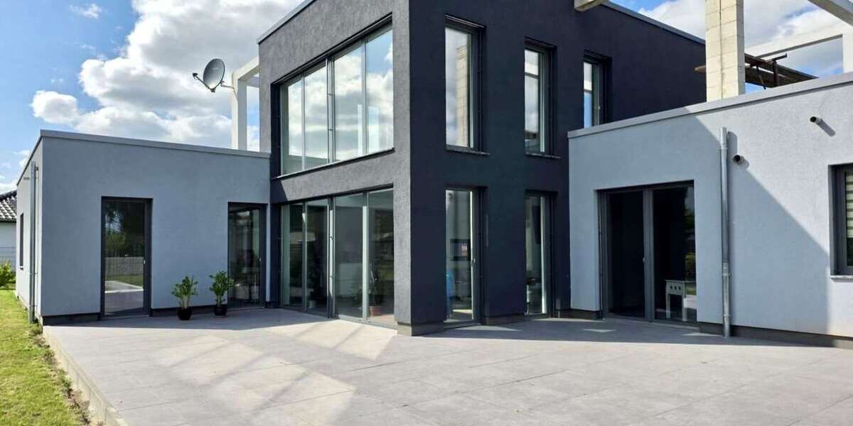 Einfamilienhaus Burg (bei Magdeburg) - 8 Zimmer, 280 m&sup2;, 845.000&euro; | Angebot:27117483