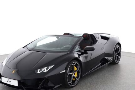 Lamborghini Huracán 2.200 km 328.880 € Berlin 12103