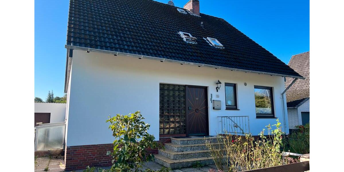 Einfamilienhaus Bremerhaven Leherheide - 7 Zimmer, 150 m&sup2;, 259.000&euro; | Angebot:27413912