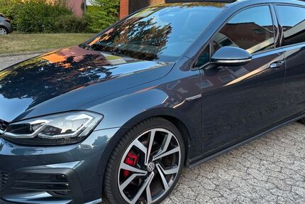 VW Golf 166.443 km 17.399 &euro; Salzgitter 38226