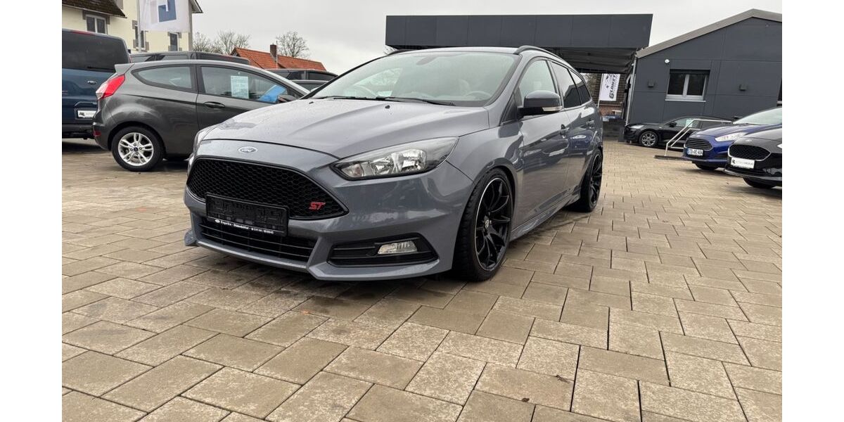 Ford Focus 110.000 km 14.500 &euro; Oldendorf 21727