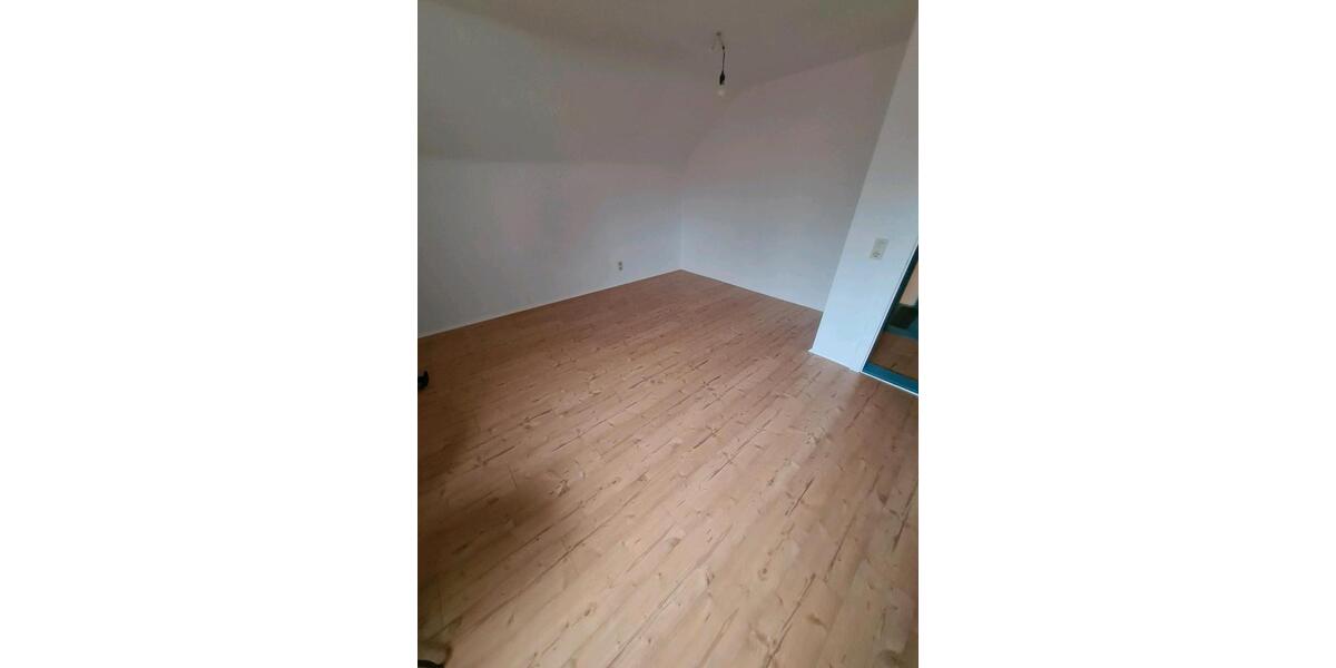 Doppelhaushälfte Schopfheim - 4 Zimmer, 95 m&sup2;, 1.200&euro; | Angebot:26292925