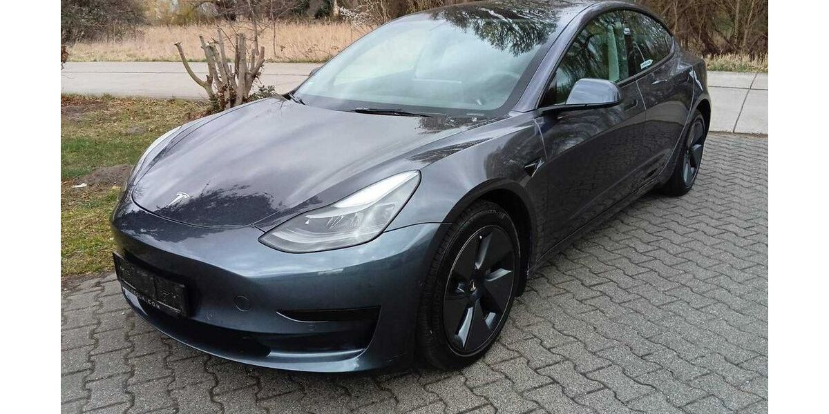 Tesla Model 3 46.237 km 26.980 &euro; Barchfeld - Immelborn 36456
