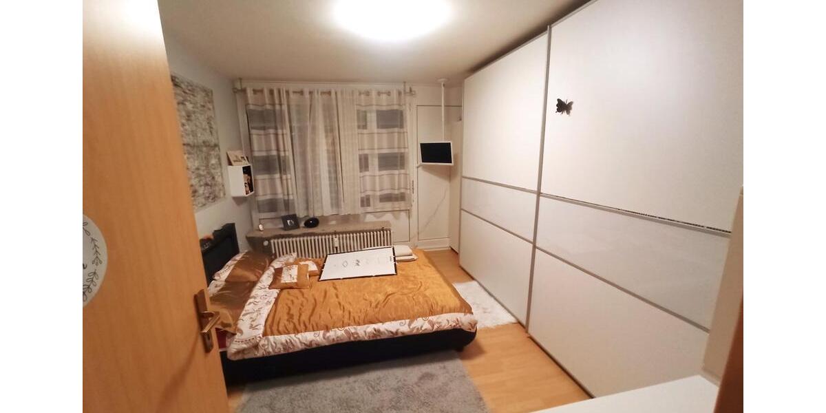 Etagenwohnung Vaihingen an der Enz - 3 Zimmer, 77 m&sup2;, 1.150&euro; | Angebot:25523155