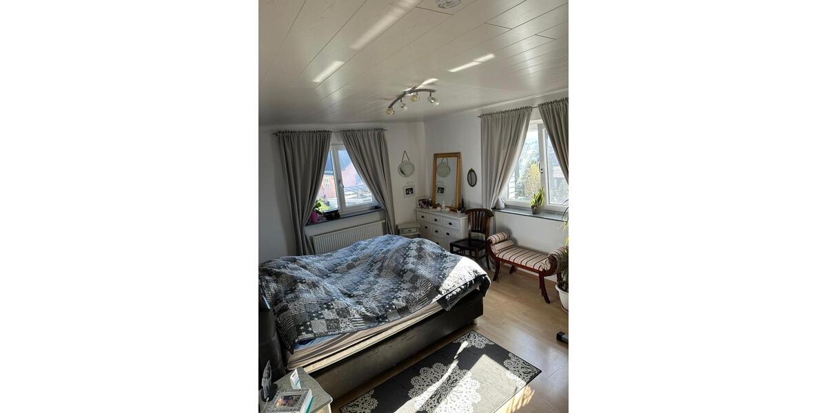 Etagenwohnung Braunfels - 1 Zimmer, 115 m&sup2;, 900&euro; | Angebot:25310181