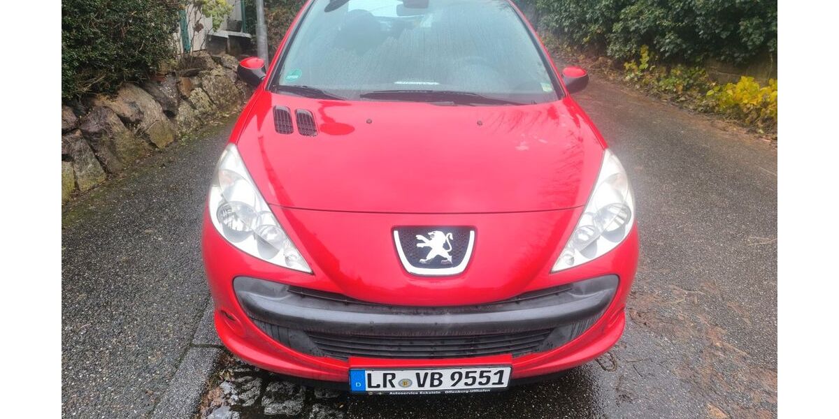 Peugeot 206 82.017 km 2.400 &euro; Lahr/Schwarzwald 77933