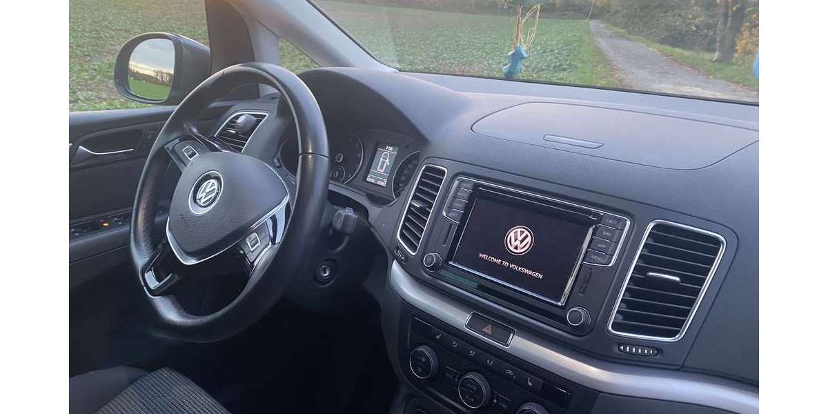 VW Sharan 82.000 km 28.300 &euro; Königswinter 53639