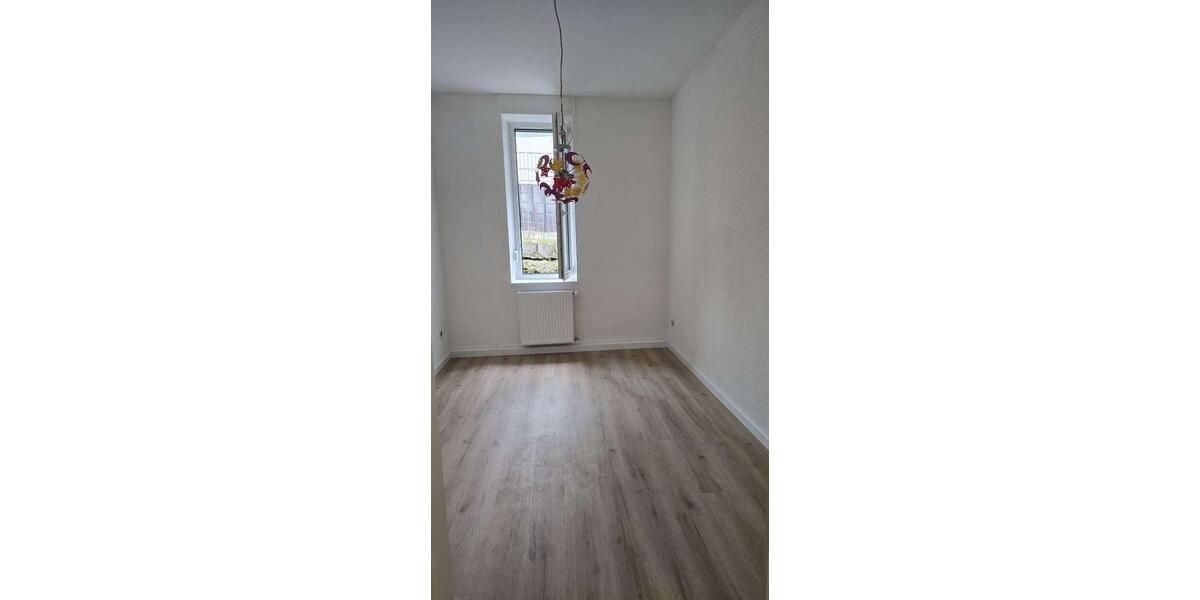 Erdgeschoßwohnung Bendorf - 3 Zimmer, 88 m&sup2;, 850&euro; | Angebot:25498422