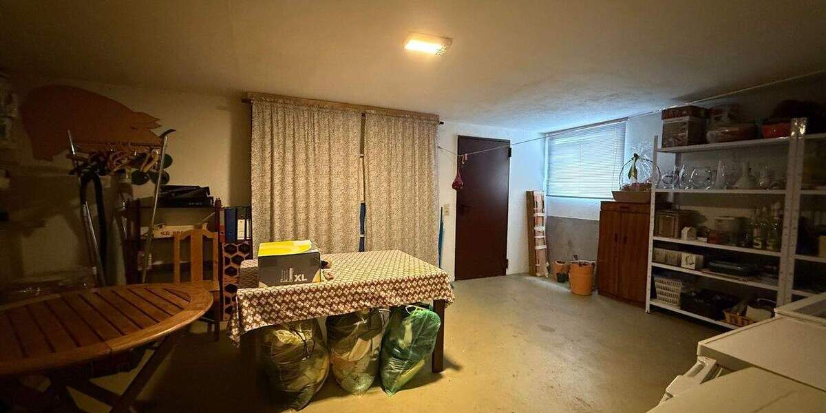 Großzügiges Reihenendhaus mit Dachstudio, schön angelegtem Außenbereich und optimaler Raumaufteilung 5 zimmer