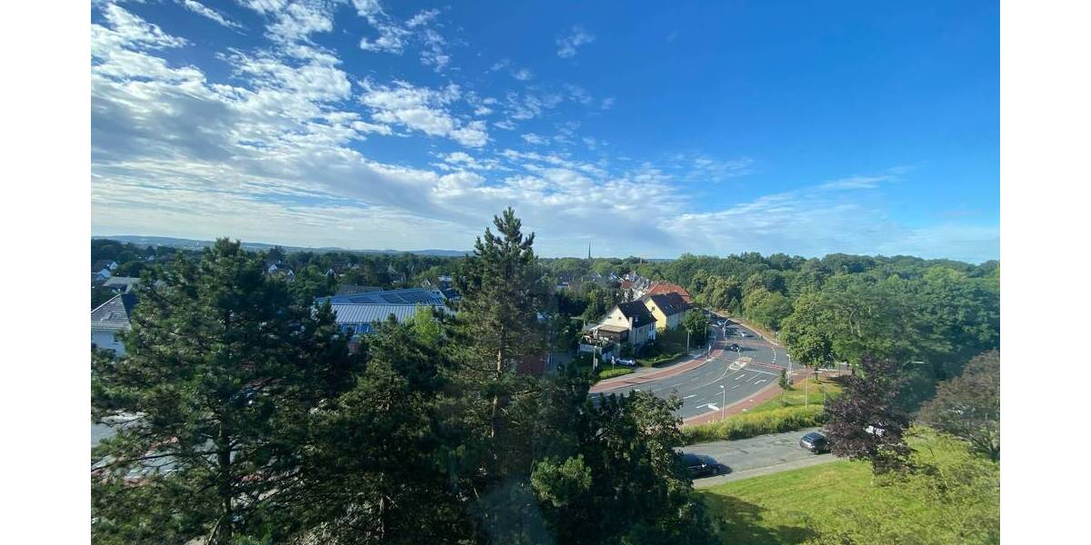 Lichtdurchflutete 3 ZKB Balkon mit wunderschönem Weitblick! 3 zimmer