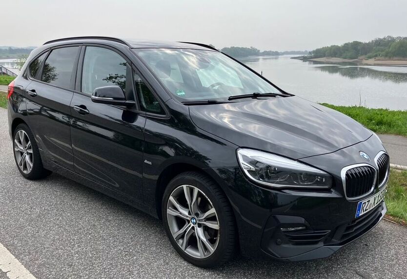 220 Active Tourer