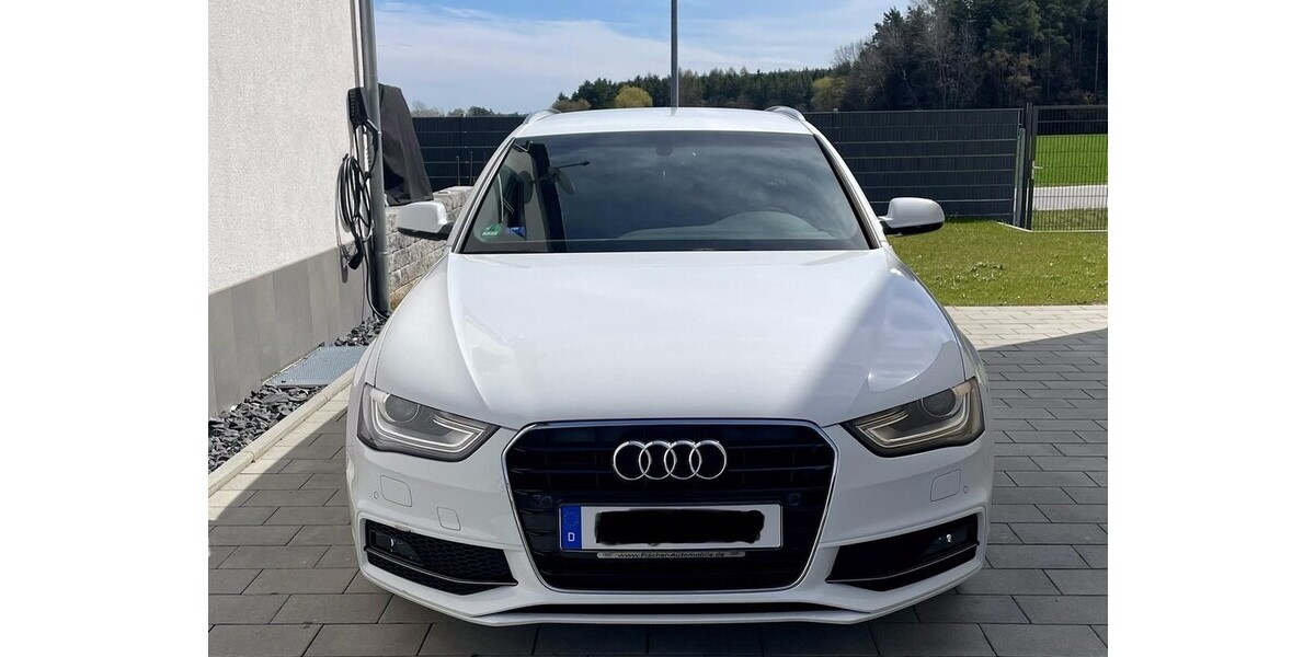 Audi A4 Avant 94.000 km 15.900 &euro; Amberg 92224