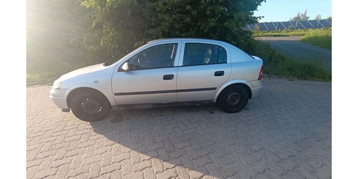 Opel Astra 154.000 km 800 &euro; Eibau 02739