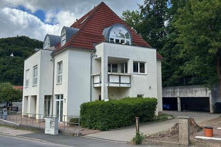3-Raum Wohnung mit Balkon und Stellplatz (Doppelparker)