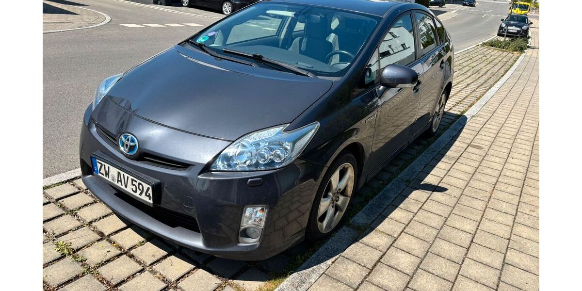 Toyota Prius 305.000 km 5.500 &euro; Laupheim 88471