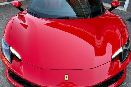 Ferrari 296 GTB 9.900 km 229.000 &euro; Stockach 78333