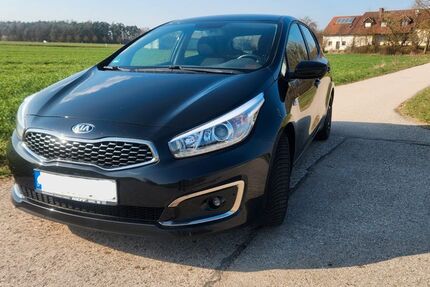 Kia ceed / Ceed 99.500 km 8.700 &euro; Windsbach 91575