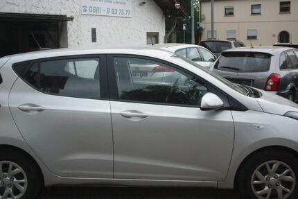 Hyundai i10 29.000 km 9.990 &euro; Saarbruecken 66119