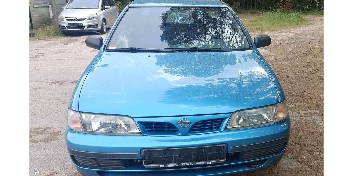 Nissan Almera 78.333 km 2.499 &euro; Cottbus 03050