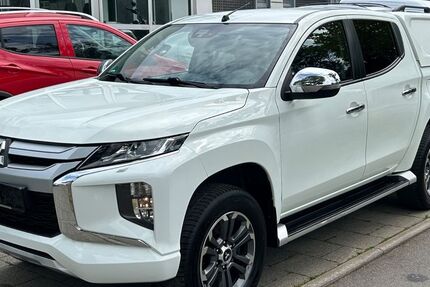 Mitsubishi L200 144.400 km 23.990 &euro; München 81825