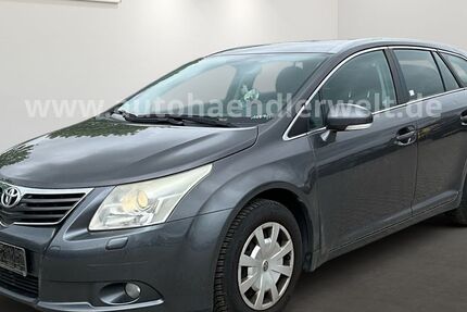 Toyota Avensis 242.736 km 3.499 &euro; Brehna 06796