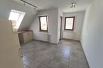 3 Zi. Wohnung im DG (1.OG) mit Balkon und Carport - Etagenwohnung Pommersfelden | Angebot:23903906