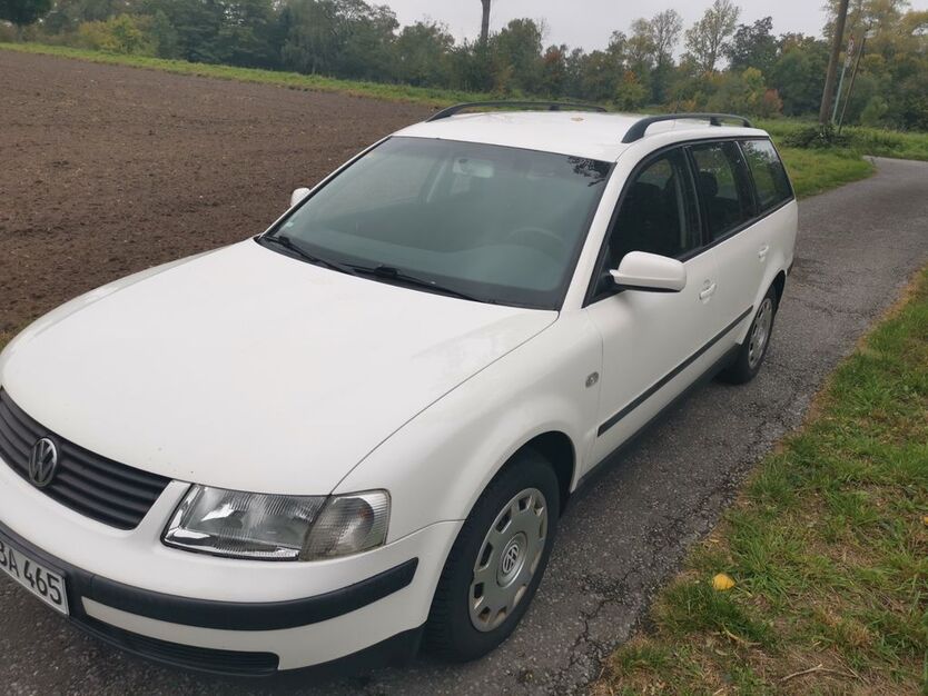 VW Passat 223.000 km 2.400 € Duisburg 47239