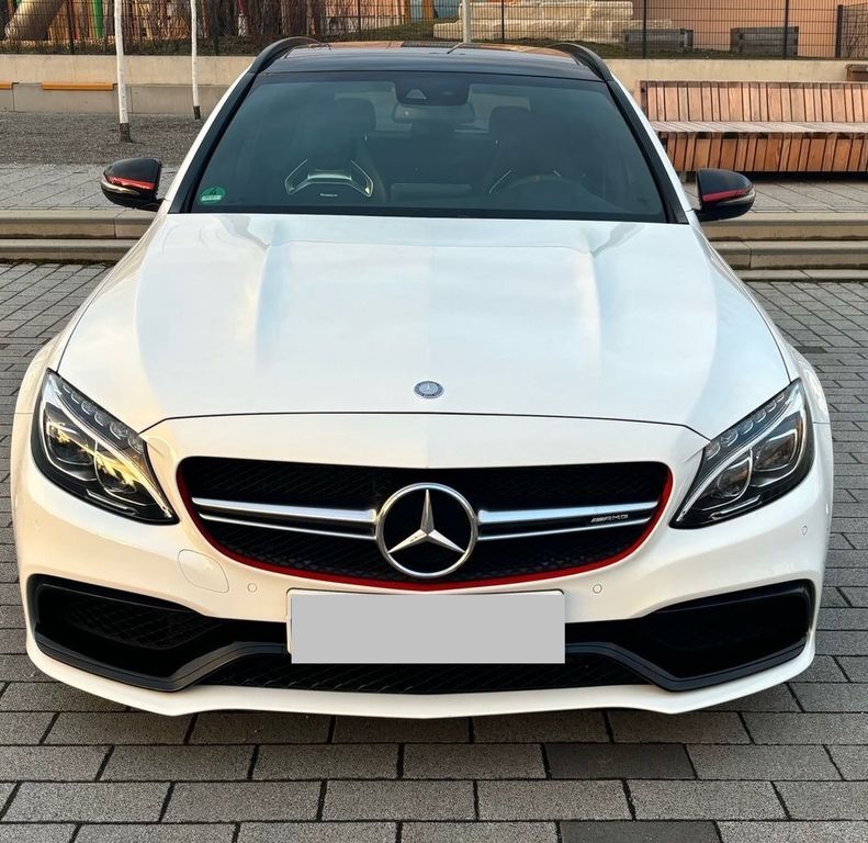 Mercedes-Benz C 63 AMG 79.500 km 43.500 € Korb 71404
