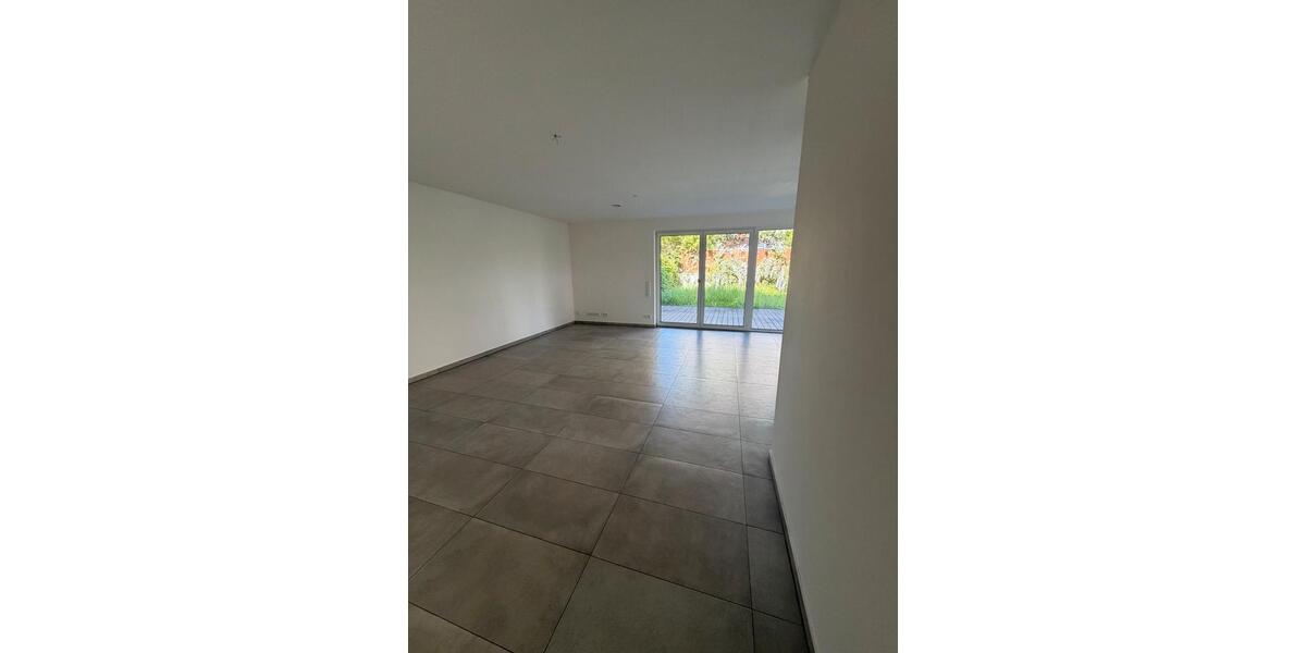 Erdgeschoßwohnung Steinheim an der Murr - 2.5 Zimmer, 97 m&sup2;, 1.400&euro; | Angebot:26670378