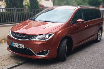 Chrysler Pacifica 141.000 km 18.500 &euro; Hamburg 21029