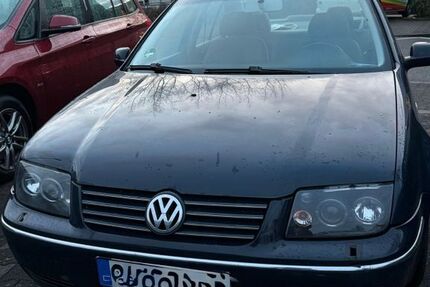 VW Bora 186.200 km 1.500 &euro; Dietzenbach 63128