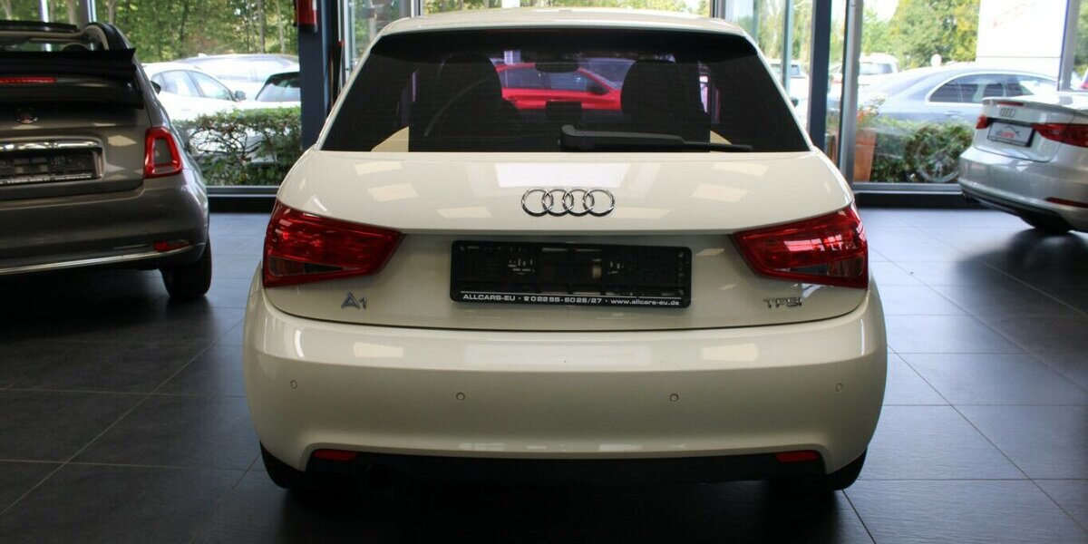 Audi A1 1.2 TFSI Attraction 76.220 km 8.980 &euro; Euskirchen 53881