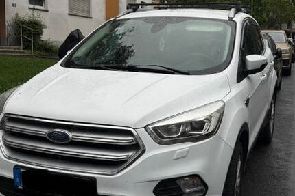 Ford Kuga 266.893 km 12.500 &euro; Frankfurt am Main 60594