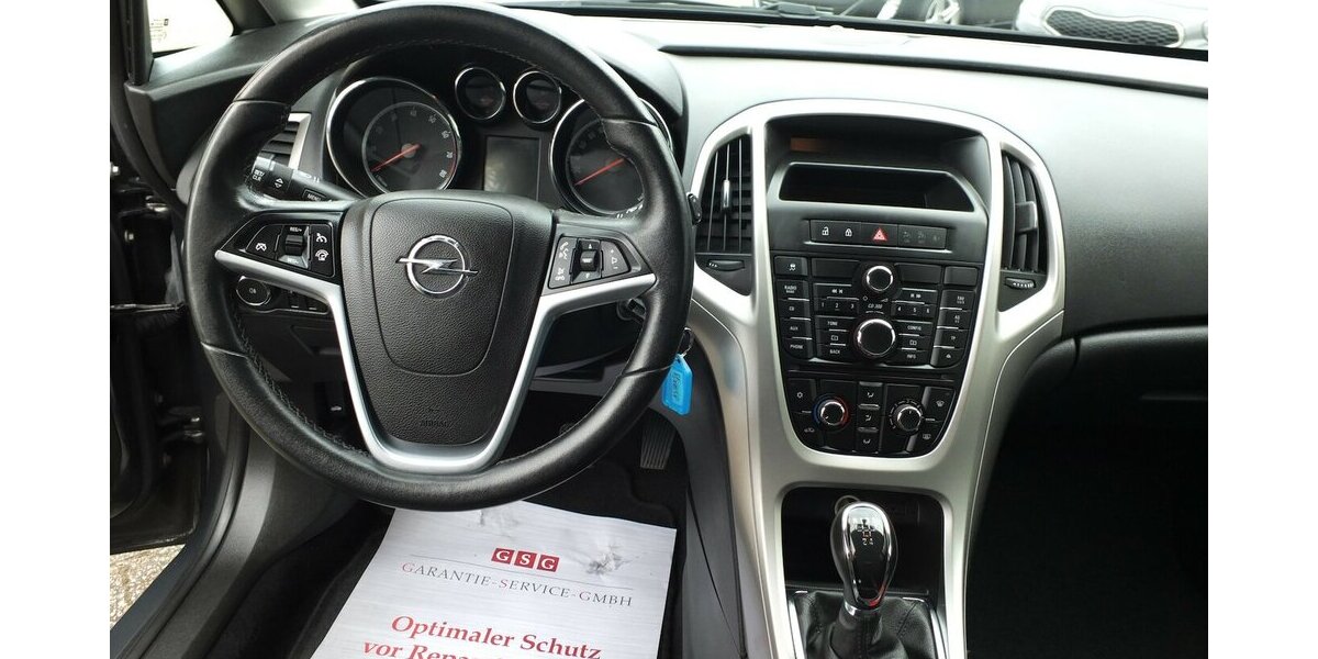 Opel Astra ACTIVE KLIMAANLAGE 17 ZOLL LMF TEMPOMAT 92.855 km 7.250 &euro; Köln 50858