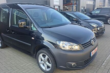 VW Caddy 77.000 km 9.890 &euro; Hüllhorst 32609