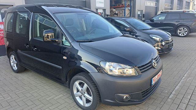 VW Caddy 77.000 km 9.890 &euro; Hüllhorst 32609