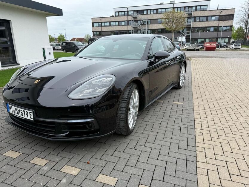 Porsche Panamera 103.000 km 58.500 € Nordstemmen 31171