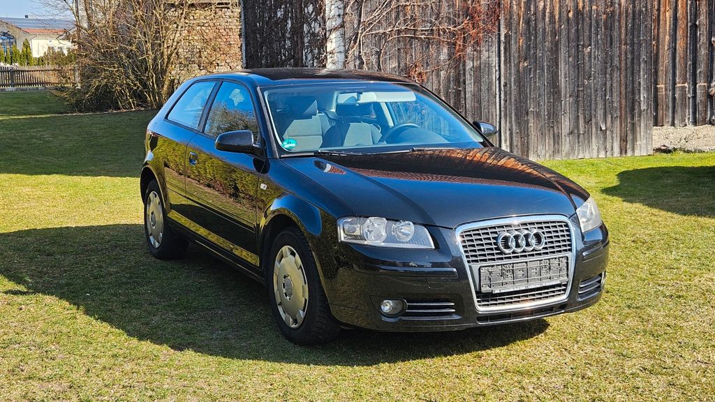 Audi A3 174.000 km 2.800 &euro; Aholfing 94345