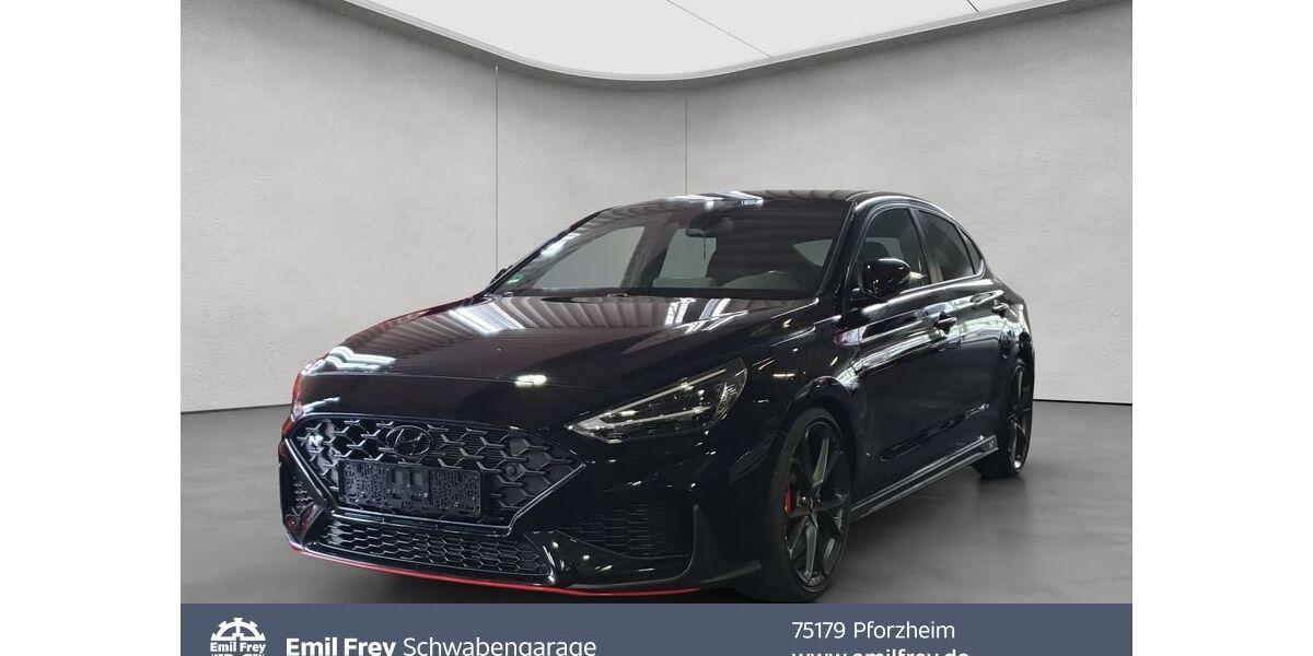 Hyundai i30 53.998 km 27.850 &euro; Pforzheim 75179