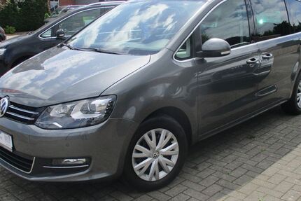 VW Sharan 176.000 km 23.800 &euro; Löningen 49624