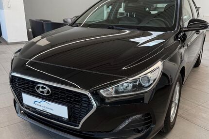 Hyundai i30 65.412 km 9.990 &euro; Bonn 53175