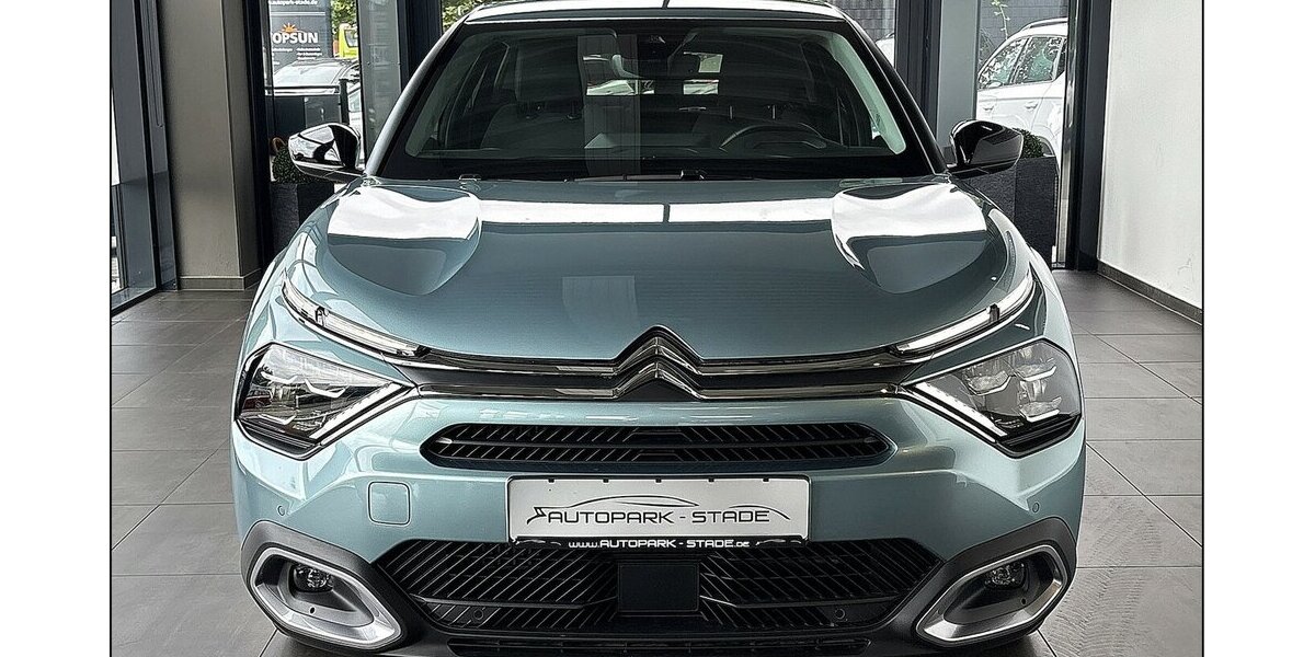 Citroen C4 Shine Full-LED HUD 360 Temp Keyless Assist 8.000 km 15.490 &euro; Stade 21682