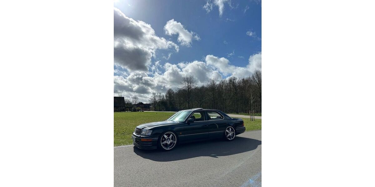 Lexus LS 400 462.000 km 8.999 &euro; Wagenfeld 49419