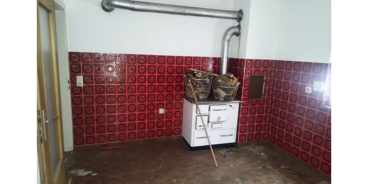 Einfamilienhaus Hayingen - 3 Zimmer, 140 m&sup2;, 600&euro; | Angebot:26678212